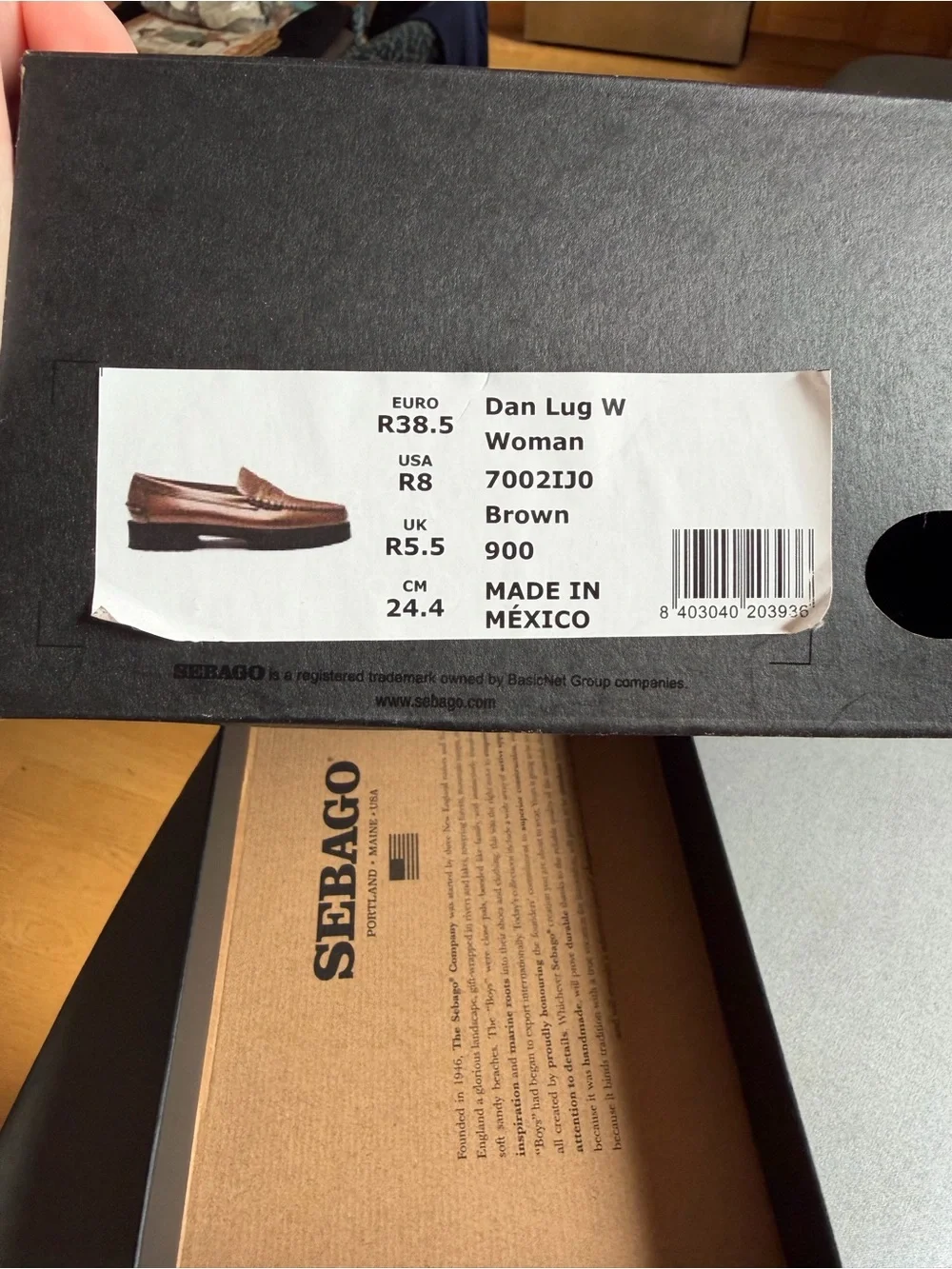Sebago women’s Dan lug sole.